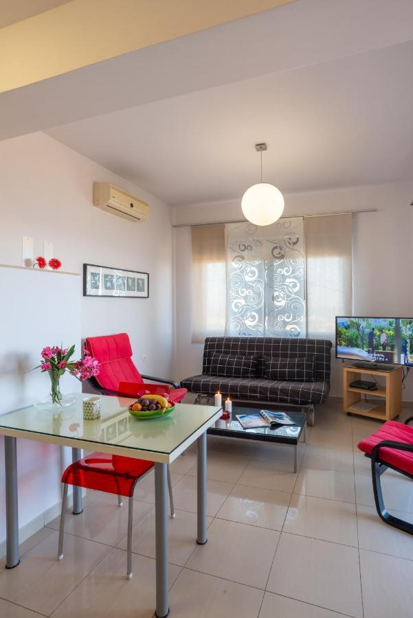 Caravella Luxury Apartments Палеохора Екстер'єр фото