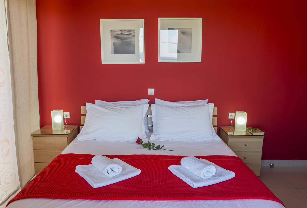 Caravella Luxury Apartments Палеохора Екстер'єр фото