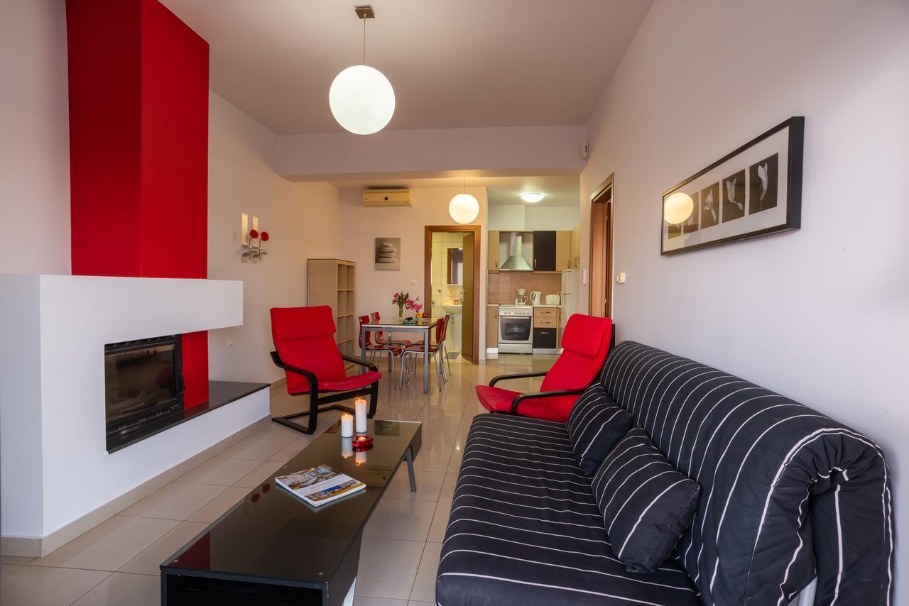 Caravella Luxury Apartments Палеохора Екстер'єр фото