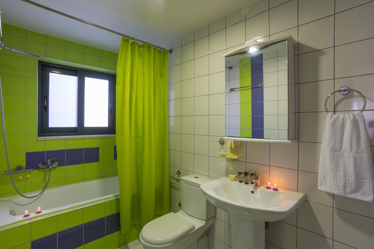 Caravella Luxury Apartments Палеохора Екстер'єр фото
